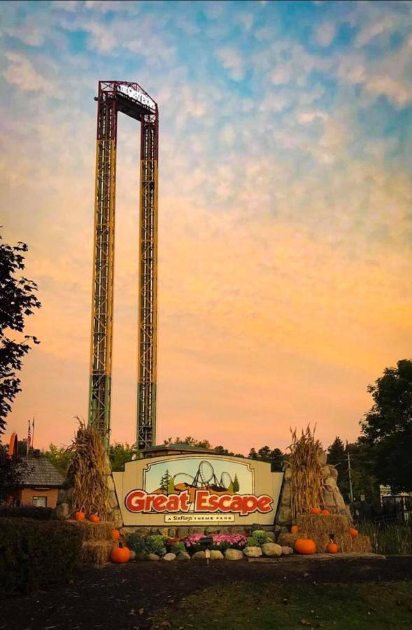 Six Flags Great Escape Lodge & Indoor Waterpark 昆斯伯里 外观 照片
