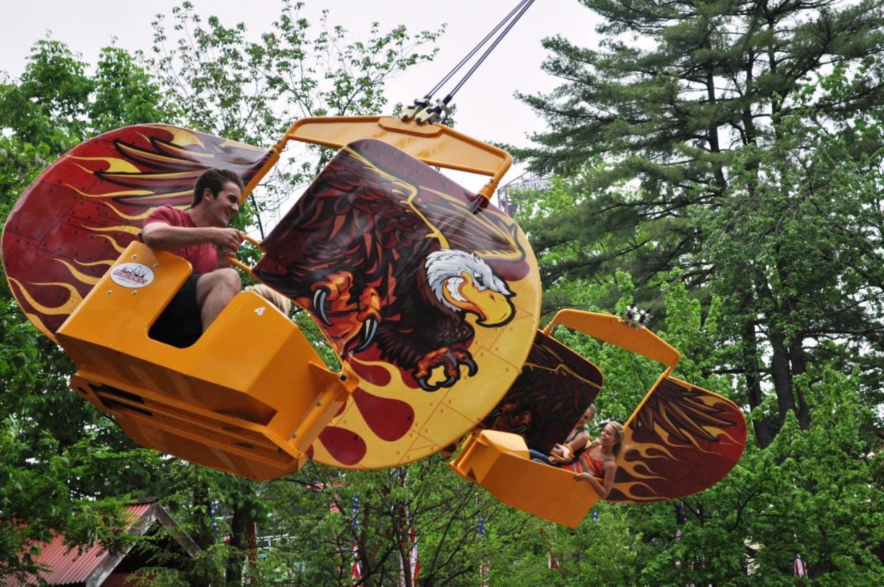 Six Flags Great Escape Lodge & Indoor Waterpark 昆斯伯里 外观 照片