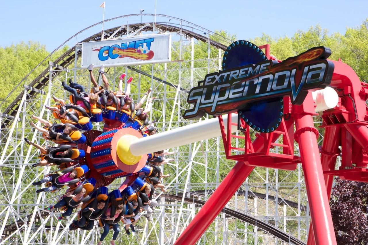 Six Flags Great Escape Lodge & Indoor Waterpark 昆斯伯里 外观 照片
