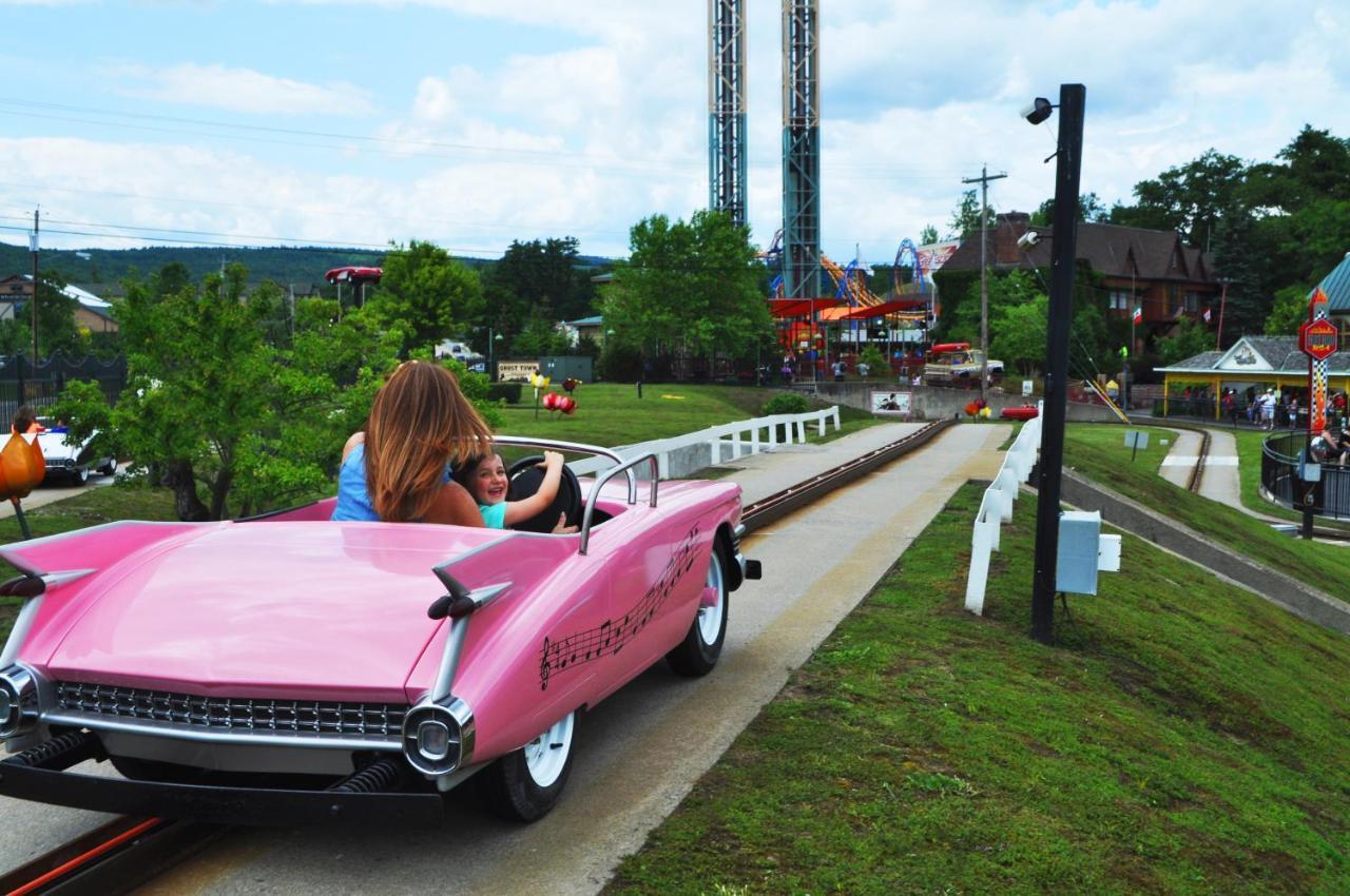 Six Flags Great Escape Lodge & Indoor Waterpark 昆斯伯里 外观 照片
