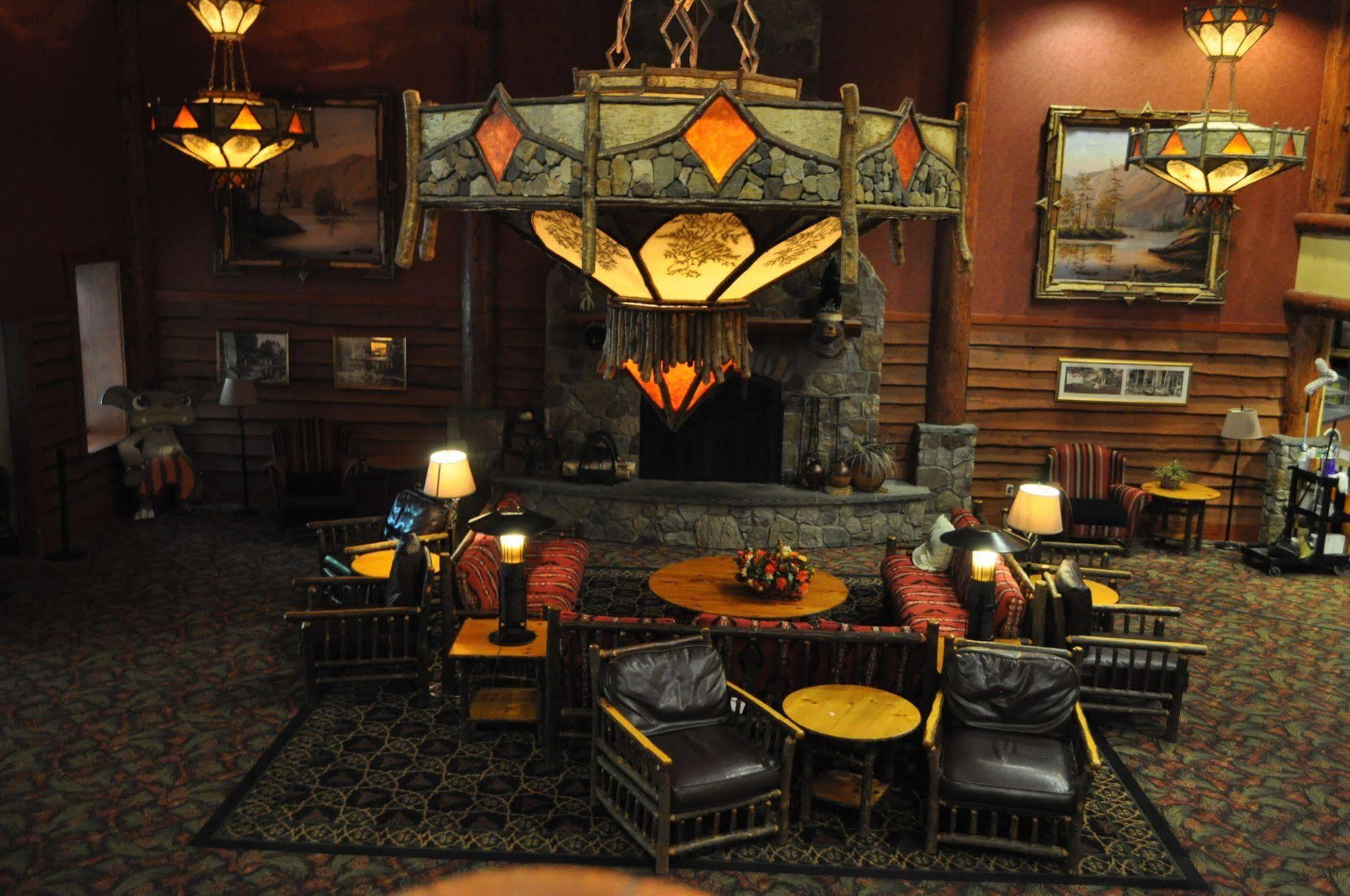 Six Flags Great Escape Lodge & Indoor Waterpark 昆斯伯里 外观 照片